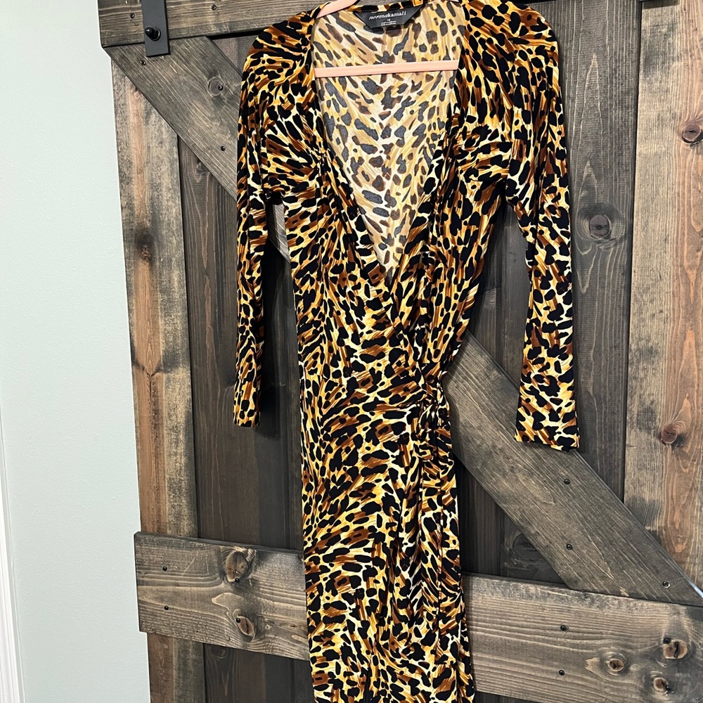 Norma Kamali V-Neck Leopard Print Wrap Dress